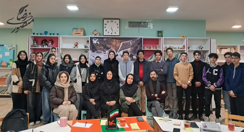 برگزاری سی و یکمین انجمن ادبی مهتاب و دومین جلسه از انجمن کارگاه «جهانهای ممکن» با محوریت نقد و بررسی آثار اعضا در ژانر علمی تخیلی به مناسبت هفته پژوهش
